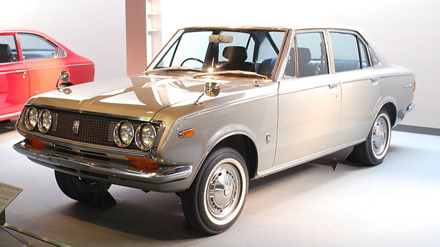 The first generation of the Toyota Mark II debuted in 1968 as the Toyota Corona Mark II. It was a stylish yet practical sedan, quickly earning recognition for its affordability and smooth ride. Featuring a simple design and modest performance, it set the stage for the legacy that would follow.