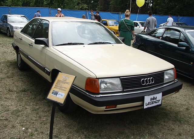 1986 Audi 5000: A Blend of Luxury and Performance – Classic German engineering with sleek design, turbocharged power, and comfort